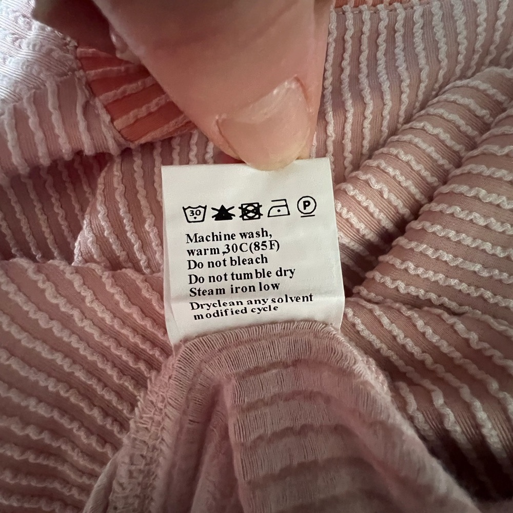 Colorblock Ribbed Sweater - Picture 7 of 7